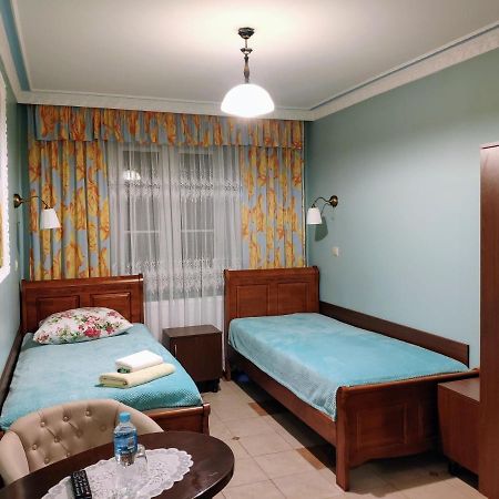 Dwor Bartnika Bed & Breakfast Narewka Ngoại thất bức ảnh